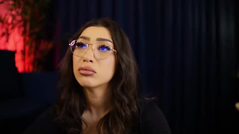 chloemin_ online show from 01-07-26, 06:05