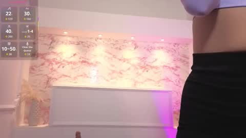 C H L O E online show from 02-07-26, 01:04