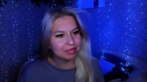 ChloeRicci online show from 09-29-25, 08:52