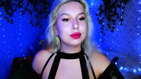 ChloeRicci online show from 10-14-25, 12:06