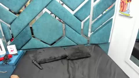 chloerose__ online show from 06-21-26, 01:52