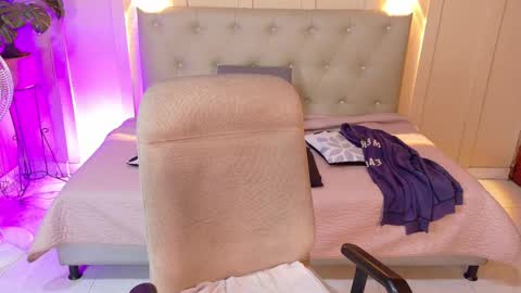 Chloe rosse online show from 10-10-25, 01:37