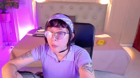 Snapshot of chloerossee chatting on 03-07-26, 07:11 Chloe rosse online show from 03-07-26, 07:11