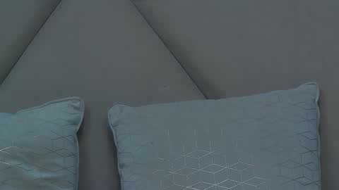 Snapshot of chloevee chatting on 09-13-25, 04:01 Chloe Vee online show from 09-13-25, 04:01