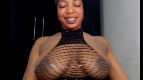 Snapshot of choco_chocox chatting on 12-12-24, 09:19 ESTHER online show from 12-12-24, 09:19