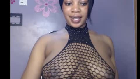 Snapshot of choco_chocox chatting on 02-06-25, 02:26 ESTHER online show from 02-06-25, 02:26