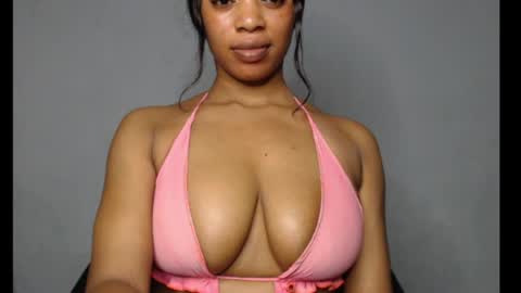 ESTHER online show from 05-25-26, 12:05