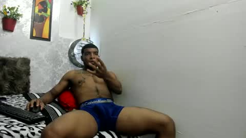 Snapshot of choco_hornyx18 chatting on 10-21-25, 04:13 Choco online show from 10-21-25, 04:13