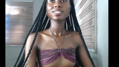 choco_petitqueen online show from 11-08-25, 07:41