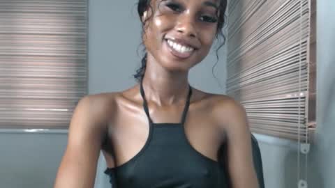 choco_petitqueen online show from 12-16-25, 07:35