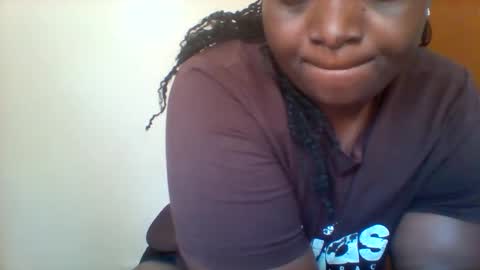 Snapshot of chocobabe002 chatting on 09-12-25, 11:54 chocobabe002 online show from 09-12-25, 11:54