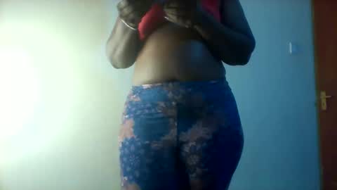 Snapshot of chocobabe002 chatting on 11-02-25, 04:53 chocobabe002 online show from 11-02-25, 04:53