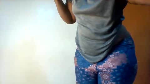 chocobabe002 online show from 06-25-26, 05:34