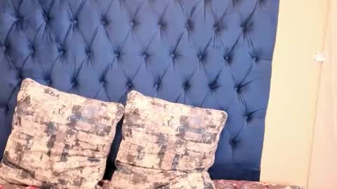 Snapshot of chocodripx chatting on 03-25-26, 05:30 Nelly online show from 03-25-26, 05:30