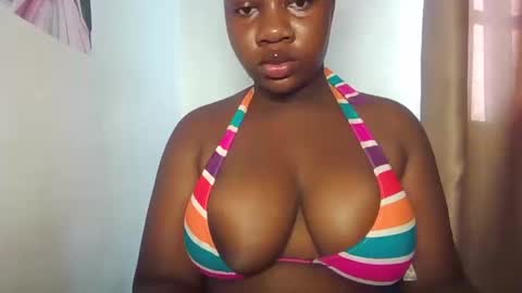 chocolateassgirl61 online show from 03-13-26, 08:21