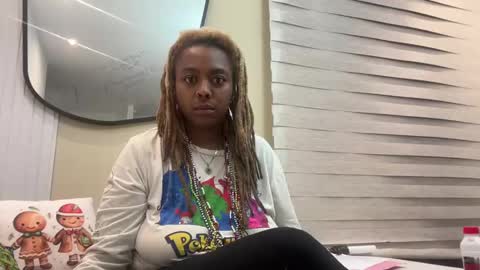 Snapshot of chocolatecakequeen chatting on 12-30-24, 04:31 ChocolateCakeQueen online show from 12-30-24, 04:31