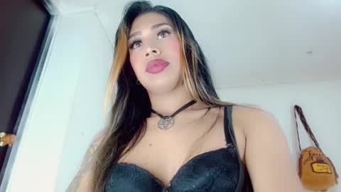 Snapshot of chocolatetriplex chatting on 11-21-25, 04:16 chocolatetriplex online show from 11-21-25, 04:16