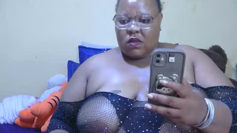 XSEXYBBW69 online show from 11-29-25, 07:00