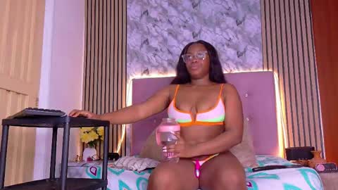   online show from 05-06-26, 04:41