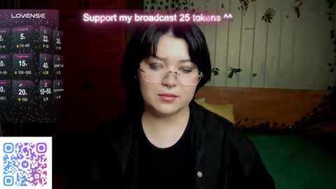 Snapshot of choe_bliss chatting on 10-16-25, 02:45 choe_bliss online show from 10-16-25, 02:45