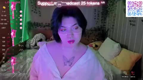 Snapshot of choe_bliss chatting on 10-31-25, 04:02 choe_bliss online show from 10-31-25, 04:02