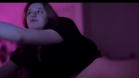 Snapshot of choimia chatting on 11-22-25, 11:48 Lissa online show from 11-22-25, 11:48