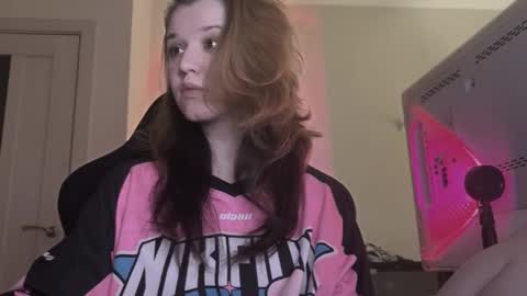 Snapshot of choimia chatting on 02-15-26, 10:28 Lissa online show from 02-15-26, 10:28