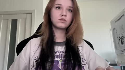 Lissa online show from 05-16-26, 04:06