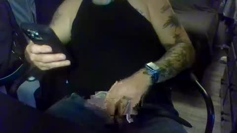 chompers online show from 10-22-25, 06:07