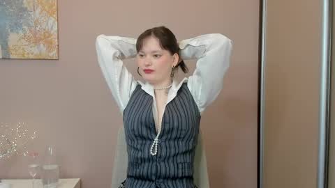 Cassandra online show from 04-05-26, 05:04