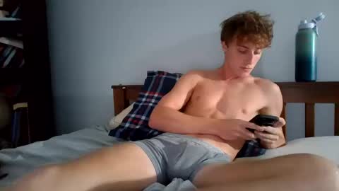 Snapshot of chri_i chatting on 10-10-25, 11:04 chri_i online show from 10-10-25, 11:04