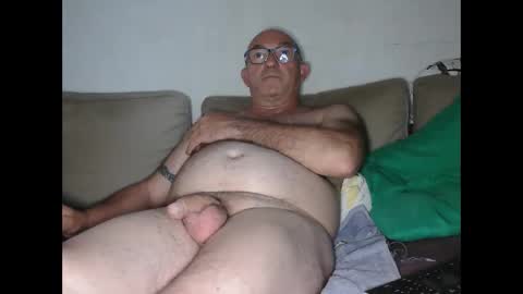 Snapshot of chrichrix38 chatting on 05-25-26, 10:43 chrichrix38 online show from 05-25-26, 10:43