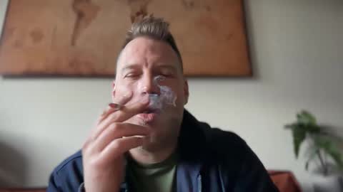 Snapshot of chris2021x chatting on 03-29-26, 06:57 Chris online show from 03-29-26, 06:57