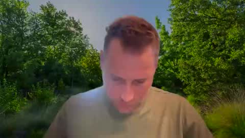 Snapshot of chris2024x chatting on 09-29-25, 08:08 Christian online show from 09-29-25, 08:08