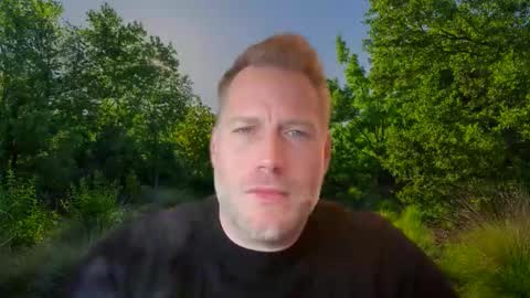 Snapshot of chris2024x chatting on 10-16-25, 01:23 Christian online show from 10-16-25, 01:23