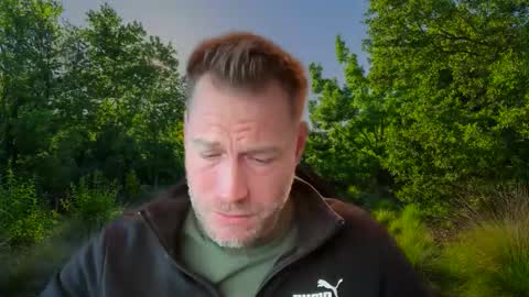 Snapshot of chris2024x chatting on 10-21-25, 07:20 Christian online show from 10-21-25, 07:20