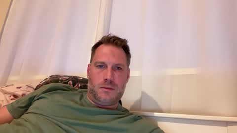 Snapshot of chris2024x chatting on 10-23-25, 04:17 Christian online show from 10-23-25, 04:17