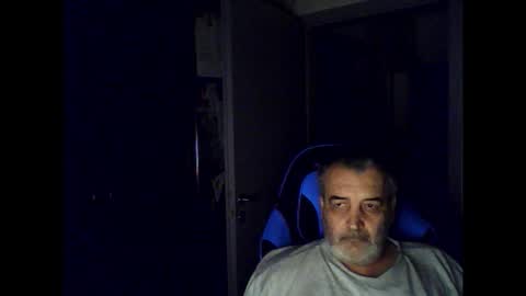 Snapshot of chris250268 chatting on 10-19-25, 02:12 Chris online show from 10-19-25, 02:12