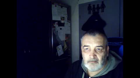 Snapshot of chris250268 chatting on 11-09-25, 03:27 Chris online show from 11-09-25, 03:27