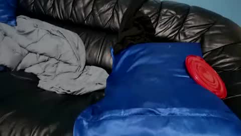 chris526520 online show from 03-02-25, 04:42