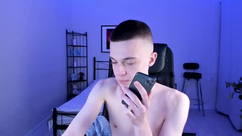 Snapshot of chris_18rown chatting on 02-06-25, 02:37 Chris Brown online show from 02-06-25, 02:37