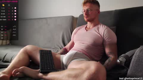redhead thief of sausages and hearts online show from 12-28-24, 08:37
