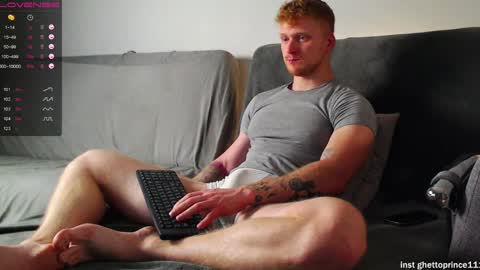 redhead thief of sausages and hearts online show from 01-14-25, 03:04