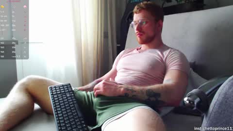 redhead thief of sausages and hearts online show from 04-04-26, 07:39
