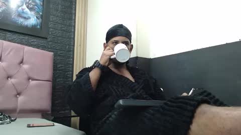 chris_dick2 online show from 10-17-25, 06:49