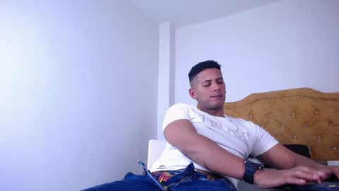 chris_dick2 online show from 06-24-26, 04:11