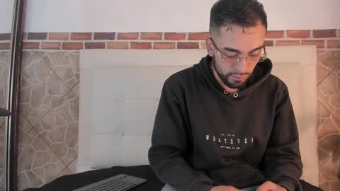 chris_kizz online show from 12-07-24, 11:29