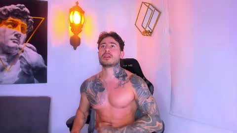 chris_milleer online show from 06-25-26, 01:49