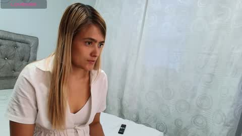 Snapshot of chris_sharon2023 chatting on 01-01-25, 11:07 Yarixa online show from 01-01-25, 11:07