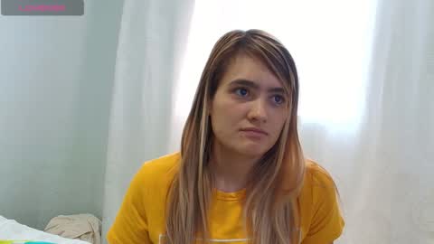 Snapshot of chris_sharon2023 chatting on 01-02-25, 06:01 Yarixa online show from 01-02-25, 06:01